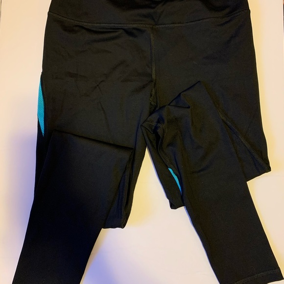 🍉Victoria’s Secret Sport leggings, VXS, compression, black with blue details, S - Picture 3 of 8